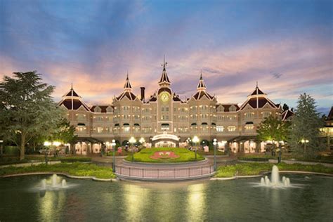 cheap breaks to disneyland paris.